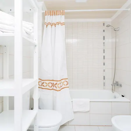 Casa de Férias Oasis Fanabe Townhouse *